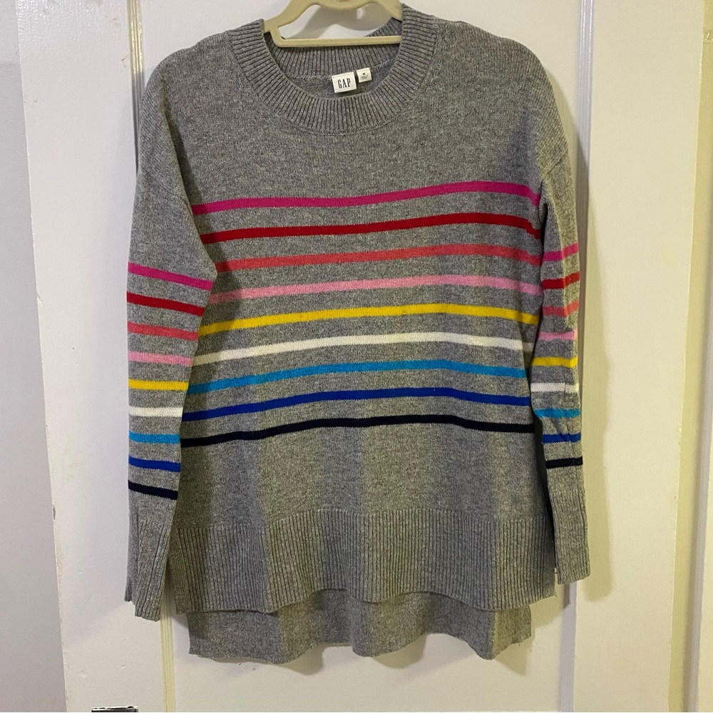 GAP Multicolor Striped Gray Sweater